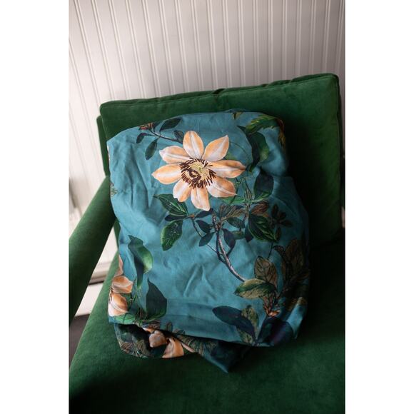 Anthropologie Henrik Organic Cotton Sateen Duvet Cover California King - Picture 3 of 5